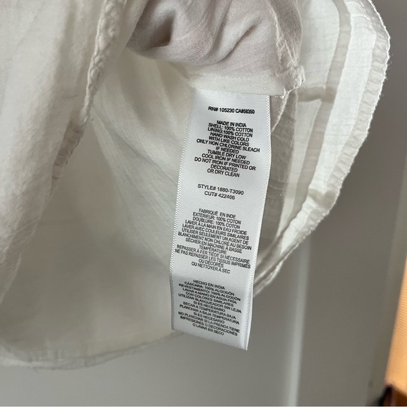 JOIE white & blue embroidered sleeveless blouse S - Picture 4 of 5